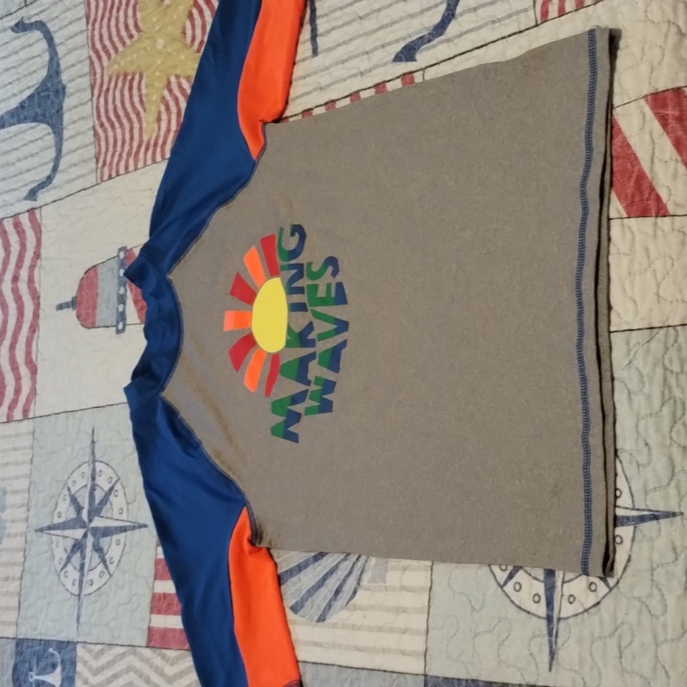 Vibrant Boys 12/14 Rash Guard